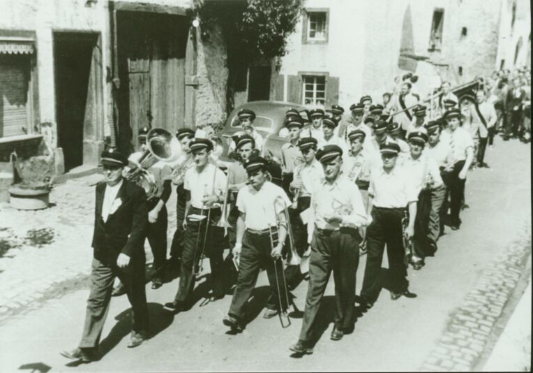 MGV_Fahnenweihe_1952_3